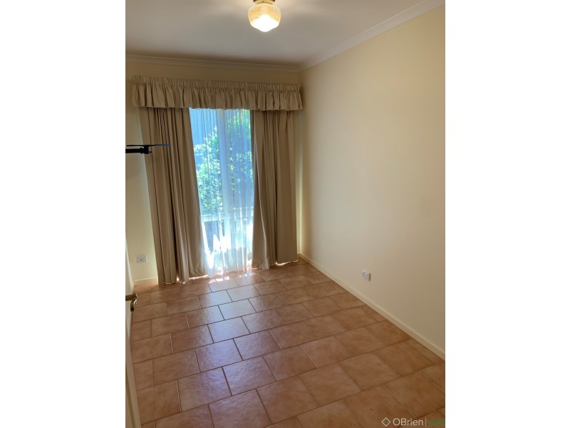 9 Rees Close, Drouin VIC 3818