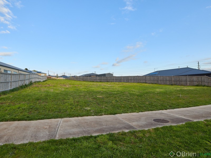 10 Emberwood Road, Warragul VIC 3820