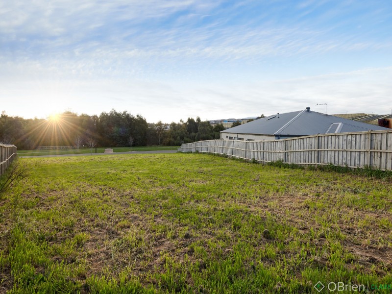 10 Emberwood Road, Warragul VIC 3820