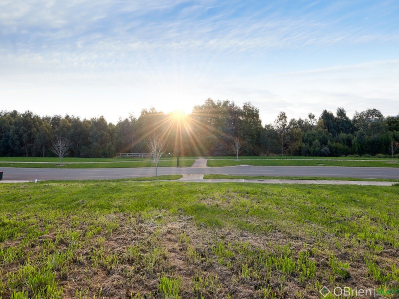 10 Emberwood Road, Warragul VIC 3820