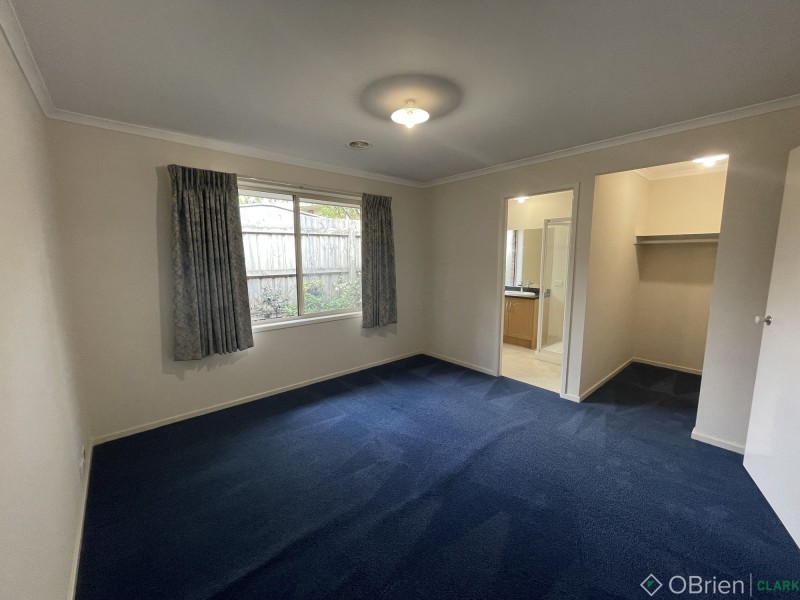 1 Cameron Court, Drouin VIC 3818