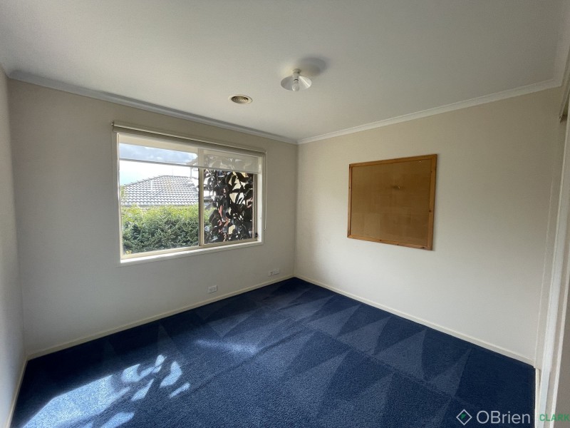 1 Cameron Court, Drouin VIC 3818