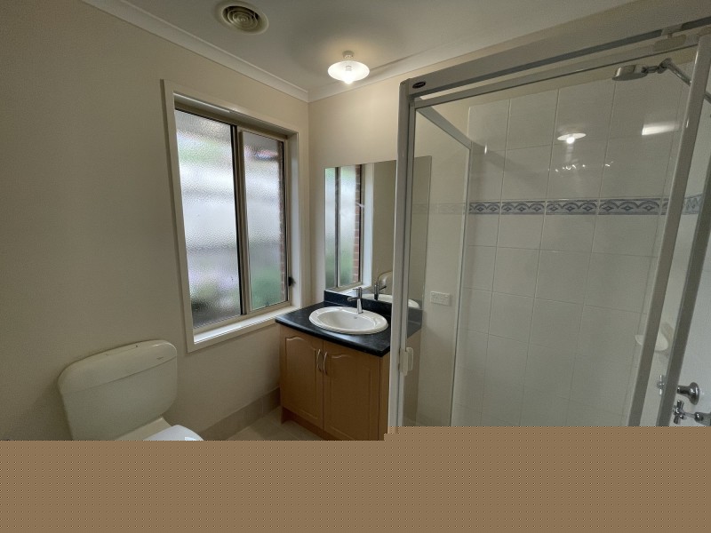 1 Cameron Court, Drouin VIC 3818