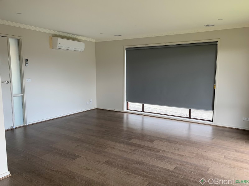 1/14 Somerset Drive, Warragul VIC 3820
