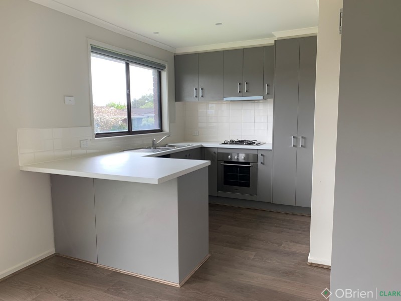 1/14 Somerset Drive, Warragul VIC 3820