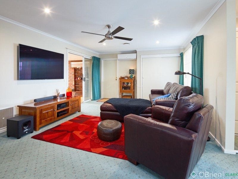 15 Callistemon Crescent, Drouin VIC 3818