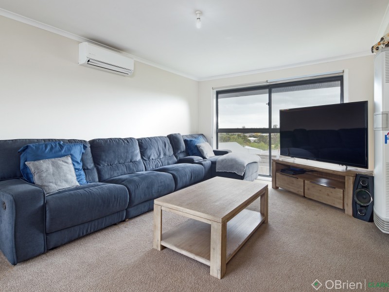 2/137 Brandy Creek Road, Warragul VIC 3820