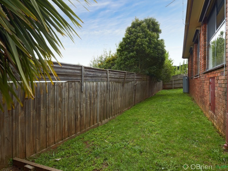 2/137 Brandy Creek Road, Warragul VIC 3820