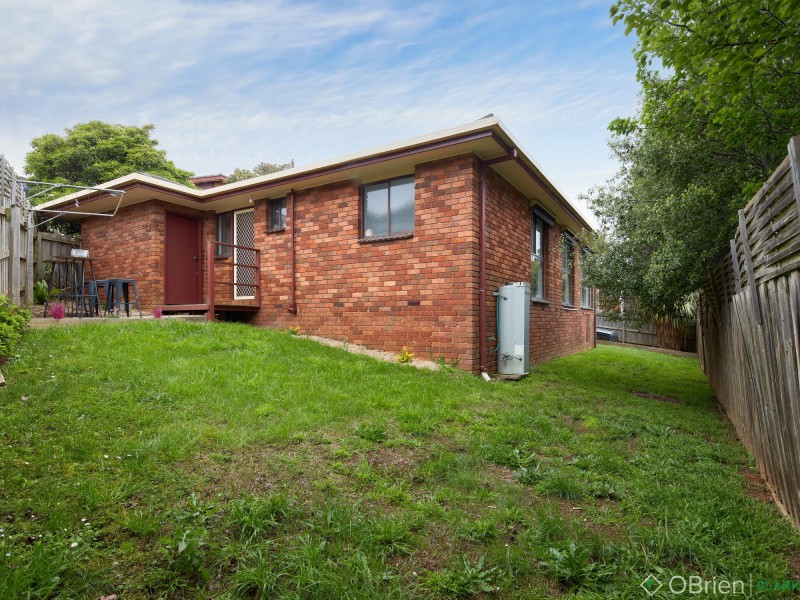 2/137 Brandy Creek Road, Warragul VIC 3820