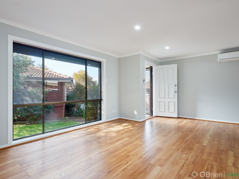 2/1-3 Longwarry Road, Drouin VIC 3818