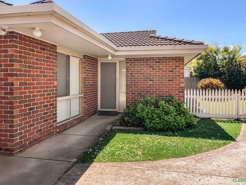 2/4 Francis Way, Warragul VIC 3820