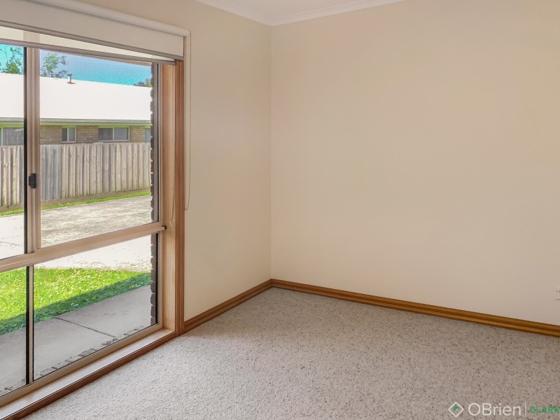 2/4 Francis Way, Warragul VIC 3820