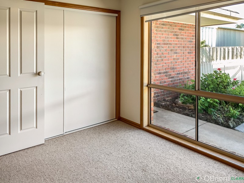 2/4 Francis Way, Warragul VIC 3820