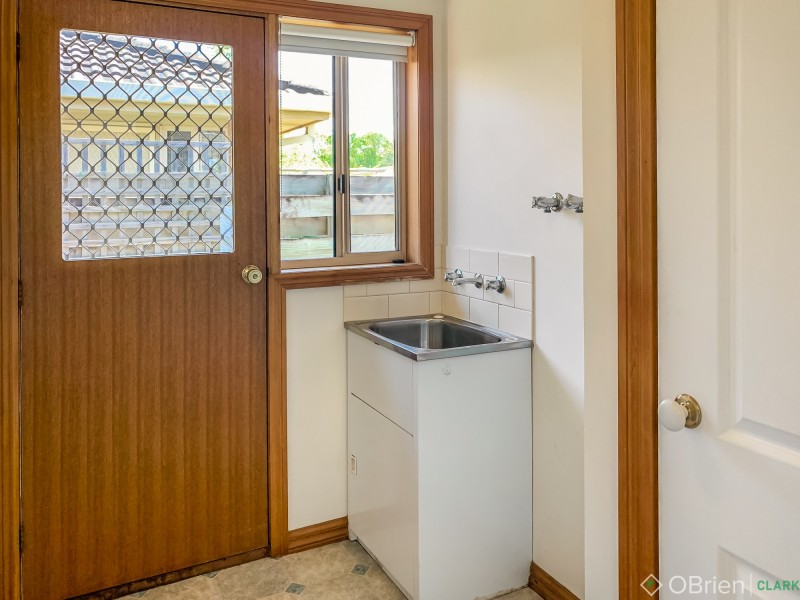 2/4 Francis Way, Warragul VIC 3820