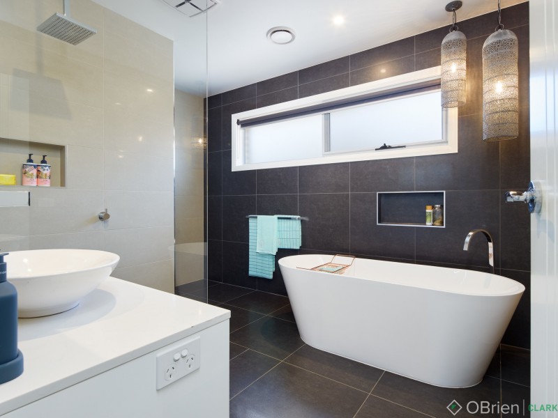 16 Paulan Court, Warragul VIC 3820