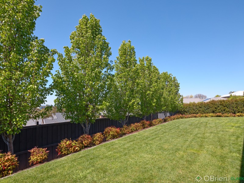 16 Paulan Court, Warragul VIC 3820