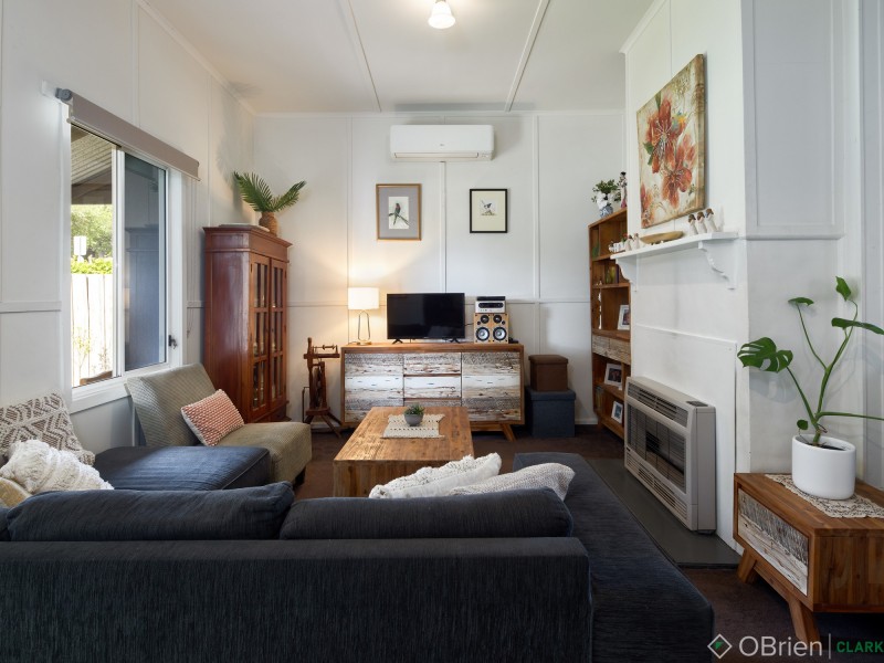 1/14 Church Street, Drouin VIC 3818