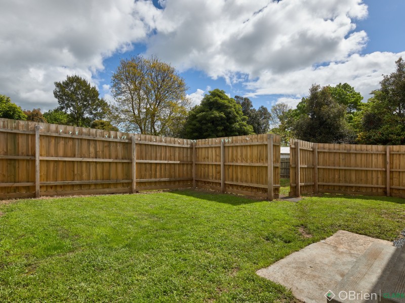 1/14 Church Street, Drouin VIC 3818