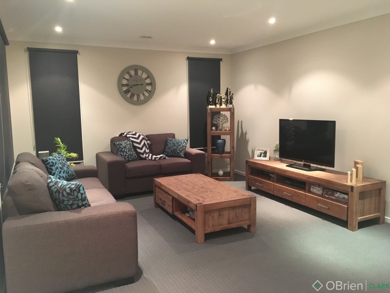 20 Monica Drive, Drouin VIC 3818