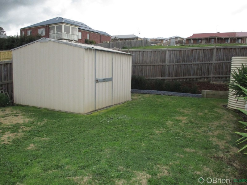 20 Monica Drive, Drouin VIC 3818