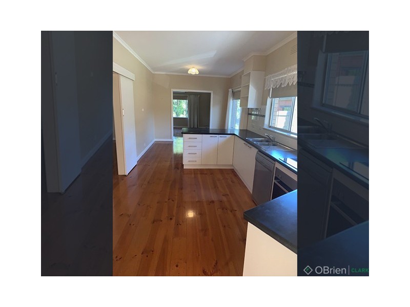 3 Princes Avenue, Drouin VIC 3818