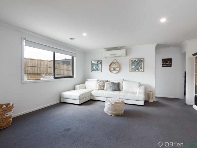 14 Thames Avenue, Drouin VIC 3818