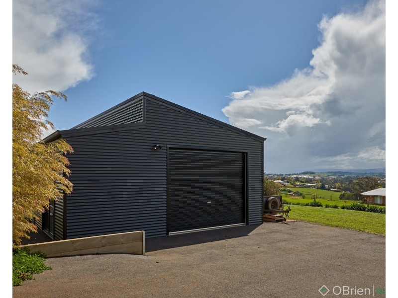 14 Emerald Drive, Warragul VIC 3820