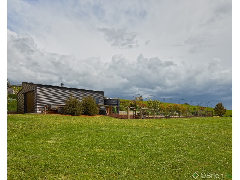 14 Emerald Drive, Warragul VIC 3820