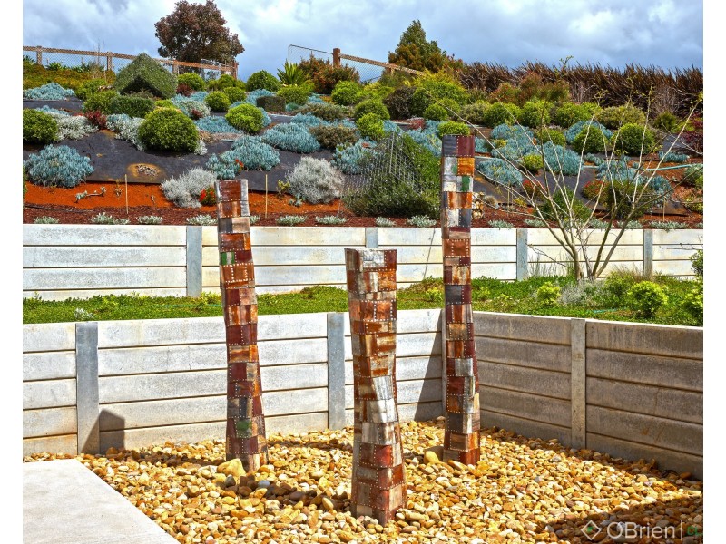 14 Emerald Drive, Warragul VIC 3820