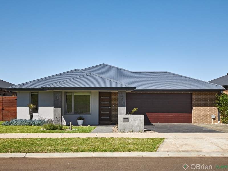 13 Streeton Drive, Warragul VIC 3820