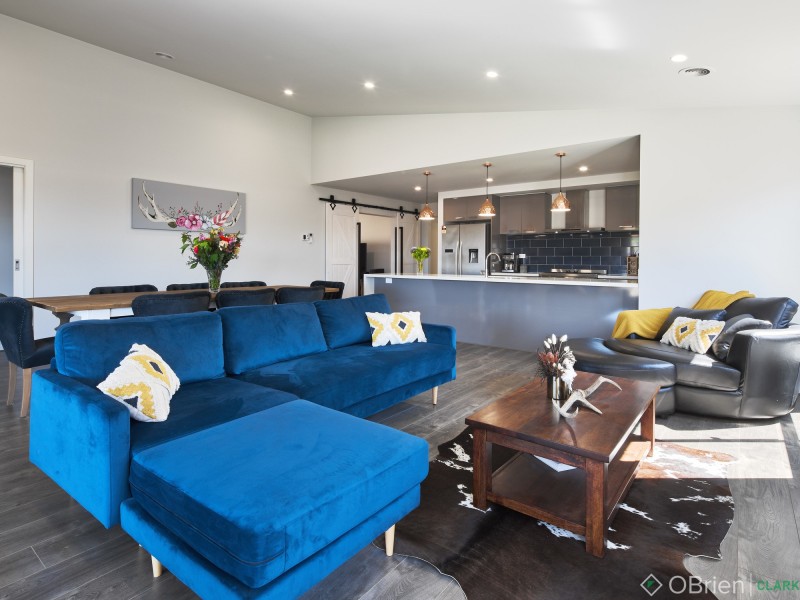 13 Streeton Drive, Warragul VIC 3820