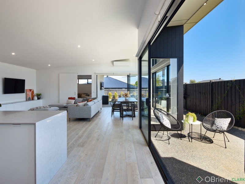 13 Peppercorn Crescent, Warragul VIC 3820