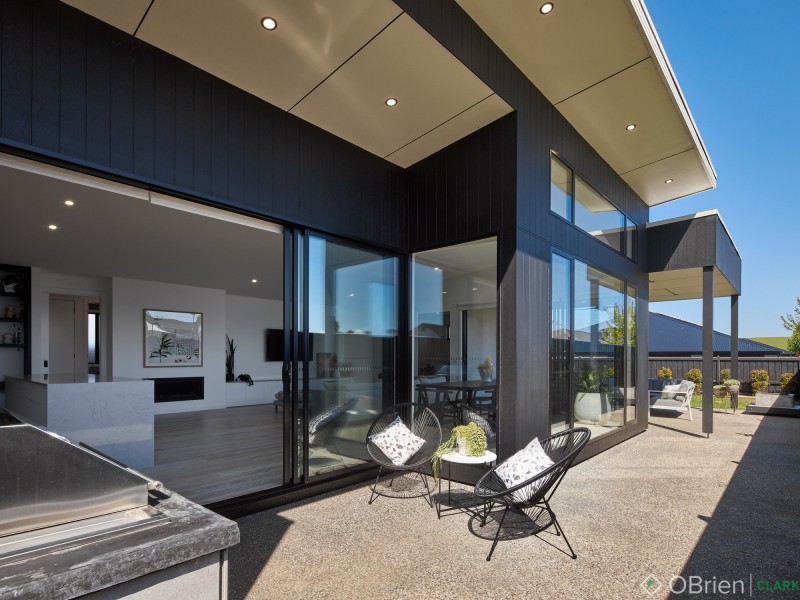 13 Peppercorn Crescent, Warragul VIC 3820
