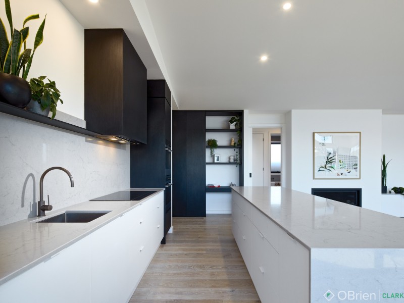 13 Peppercorn Crescent, Warragul VIC 3820