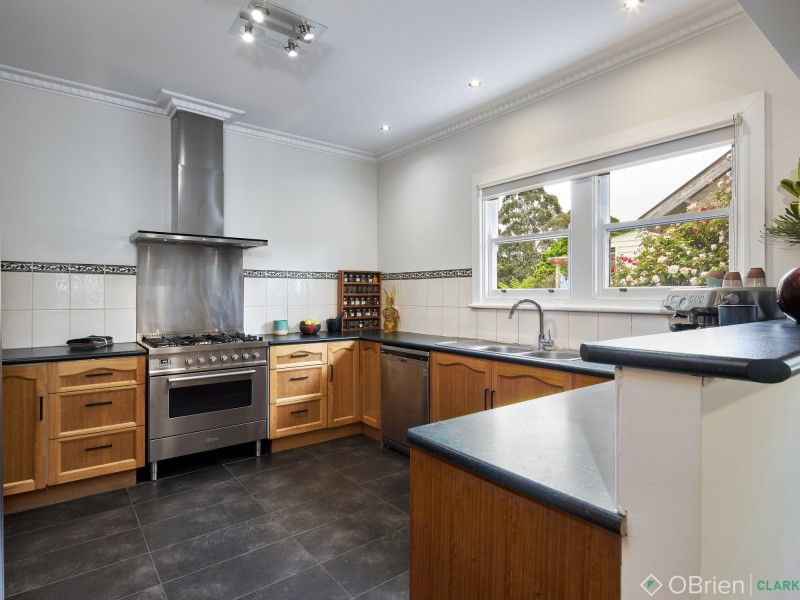 53 Charles Street, Warragul VIC 3820