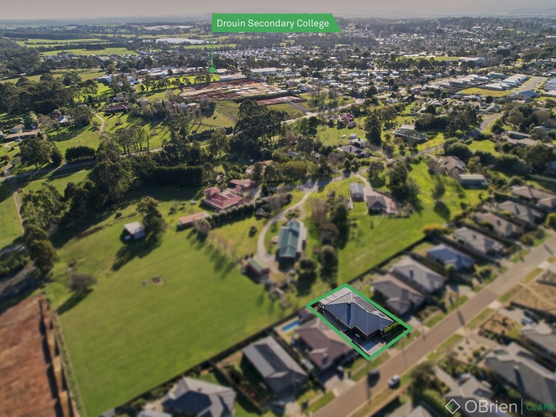 32 Kensington Square, Drouin VIC 3818