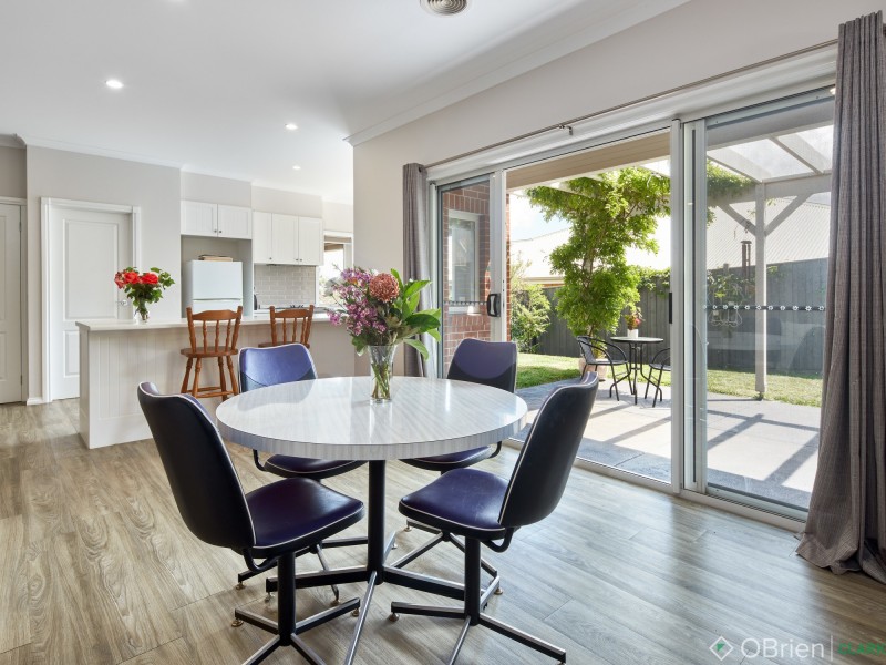 6 Terracini Court, Drouin VIC 3818
