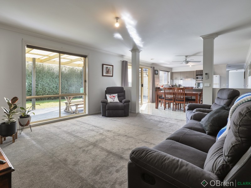 55 Cook Street, Drouin VIC 3818