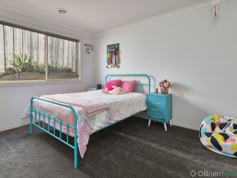 55 Cook Street, Drouin VIC 3818