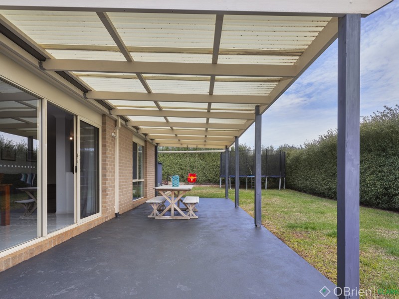 55 Cook Street, Drouin VIC 3818