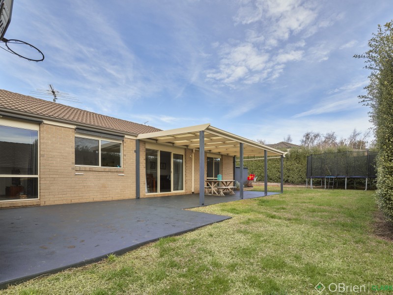 55 Cook Street, Drouin VIC 3818