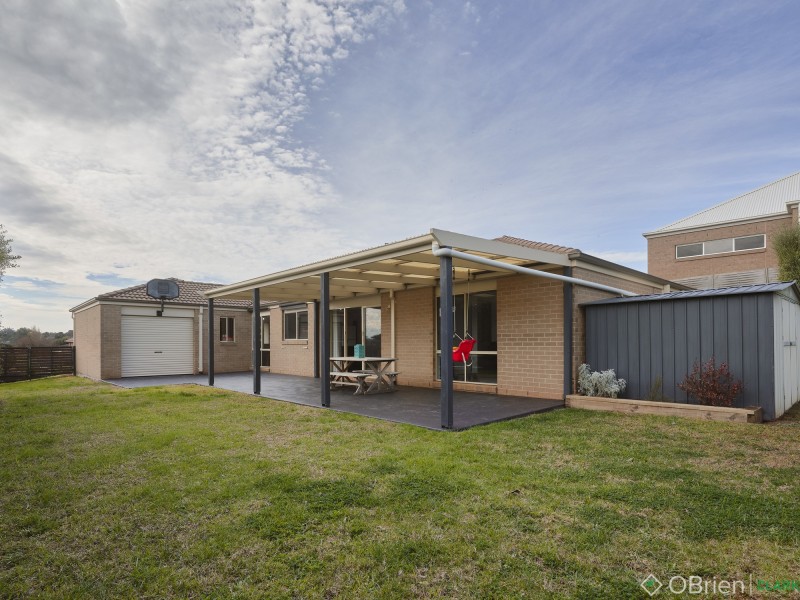 55 Cook Street, Drouin VIC 3818