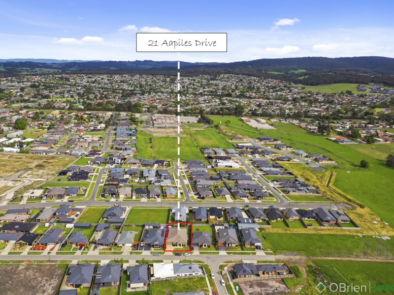21 Arapiles Drive, Moe VIC 3825