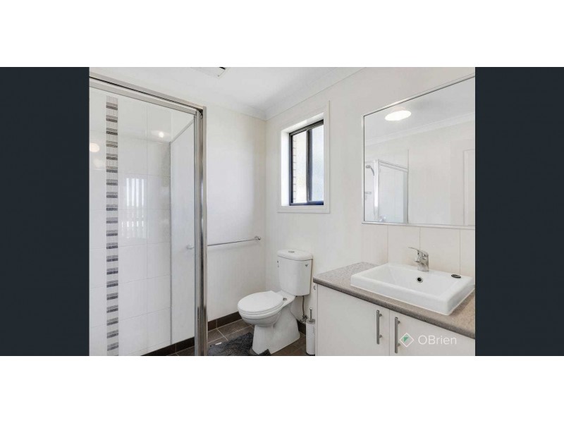 20 Sutherland Way, Drouin VIC 3818