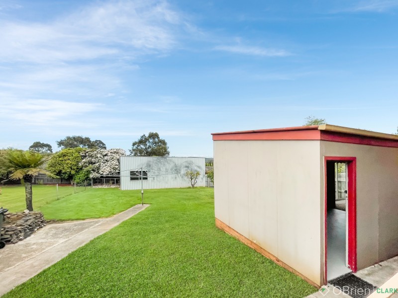 38-40 Church Street, Drouin VIC 3818