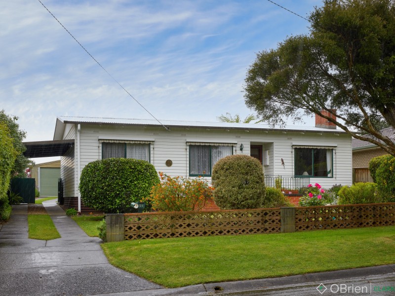 24 Fairchild Street, Drouin VIC 3818