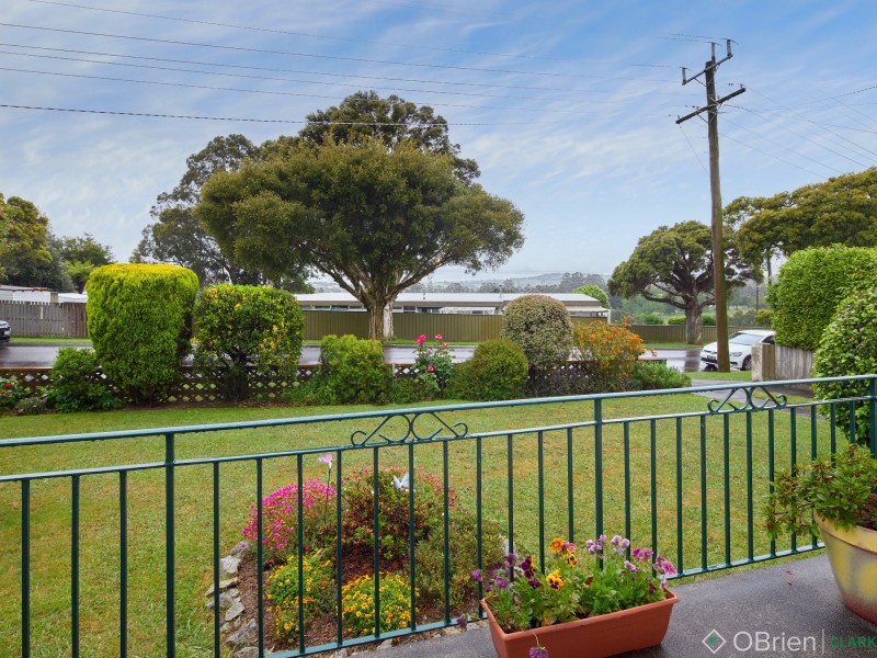 24 Fairchild Street, Drouin VIC 3818