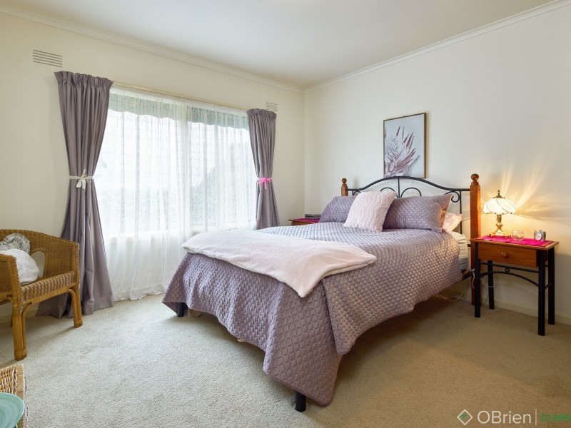 24 Fairchild Street, Drouin VIC 3818