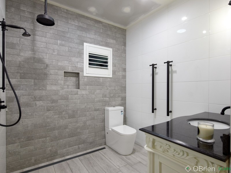 675 Clifton Road, Athlone VIC 3818