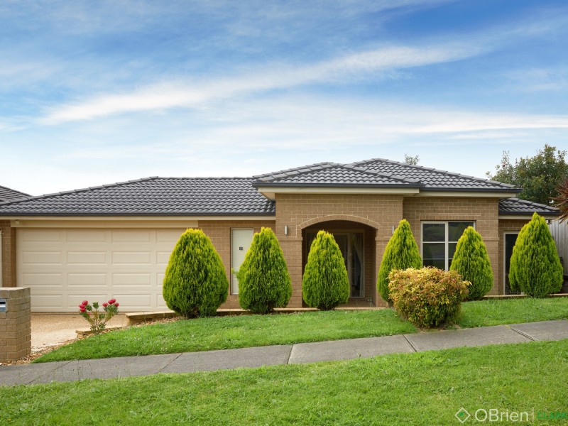 66 Cook Street, Drouin VIC 3818